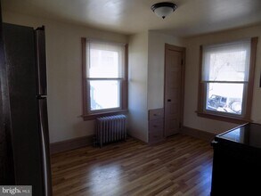 53 Sunset Ave in Chalfont, PA - Building Photo - Building Photo