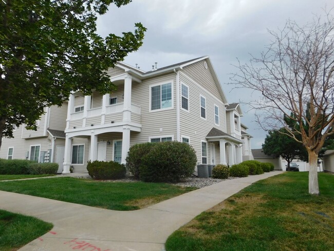 property at 2464 Thunder Mountain Drive