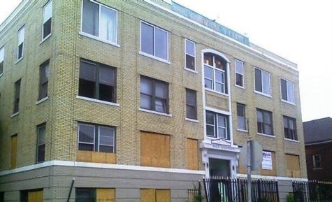 Phillip's Apartments in Detroit, MI - Building Photo