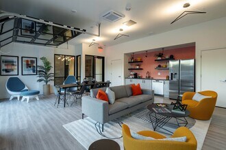 Mod at Riverwalk II in Reno, NV - Foto de edificio - Building Photo
