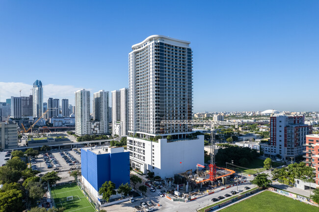 CANVAS in Miami, FL - Foto de edificio - Building Photo