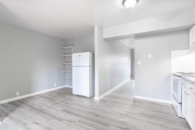 Maple Valley Apartments in Louisville, KY - Foto de edificio - Interior Photo