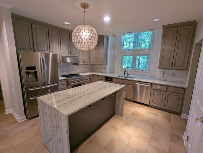 9138 Enterprise NE Ave in Tuscaloosa, AL - Building Photo - Building Photo