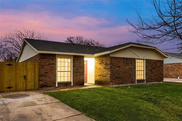510 Damon Dr in Grand Prairie, TX - Building Photo - Building Photo