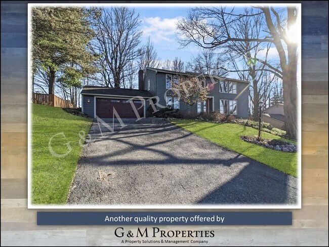 11 Wandering Trail in Pittsford, NY - Building Photo - Building Photo