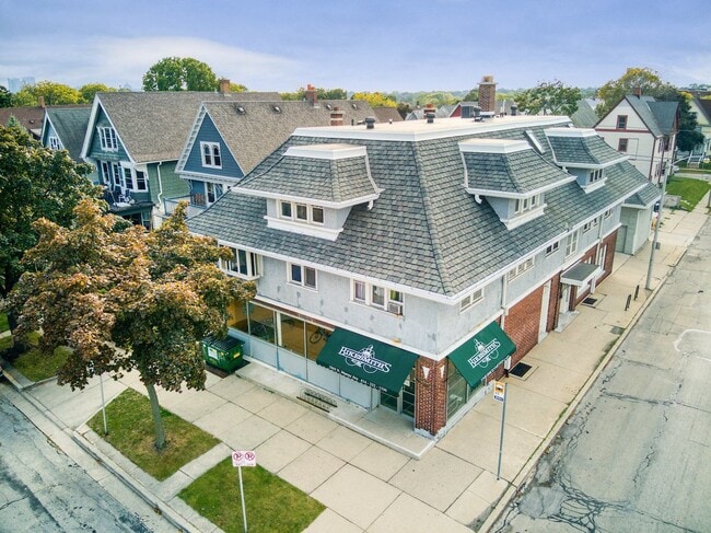 1927 E Locust St, Unit 1927 E Locust St