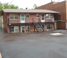 794 W Market St, Unit #B in Akron, OH - Building Photo