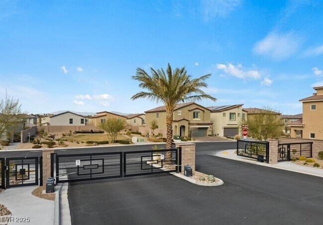 7462 Dragonfruit Ave