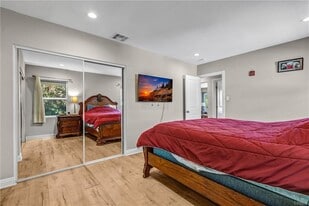 18026 Duncan St in Los Angeles, CA - Building Photo