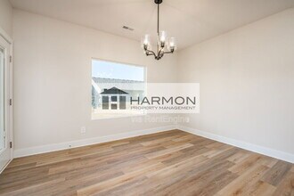 2078 N Reece Ct in Wichita, KS - Building Photo - Building Photo