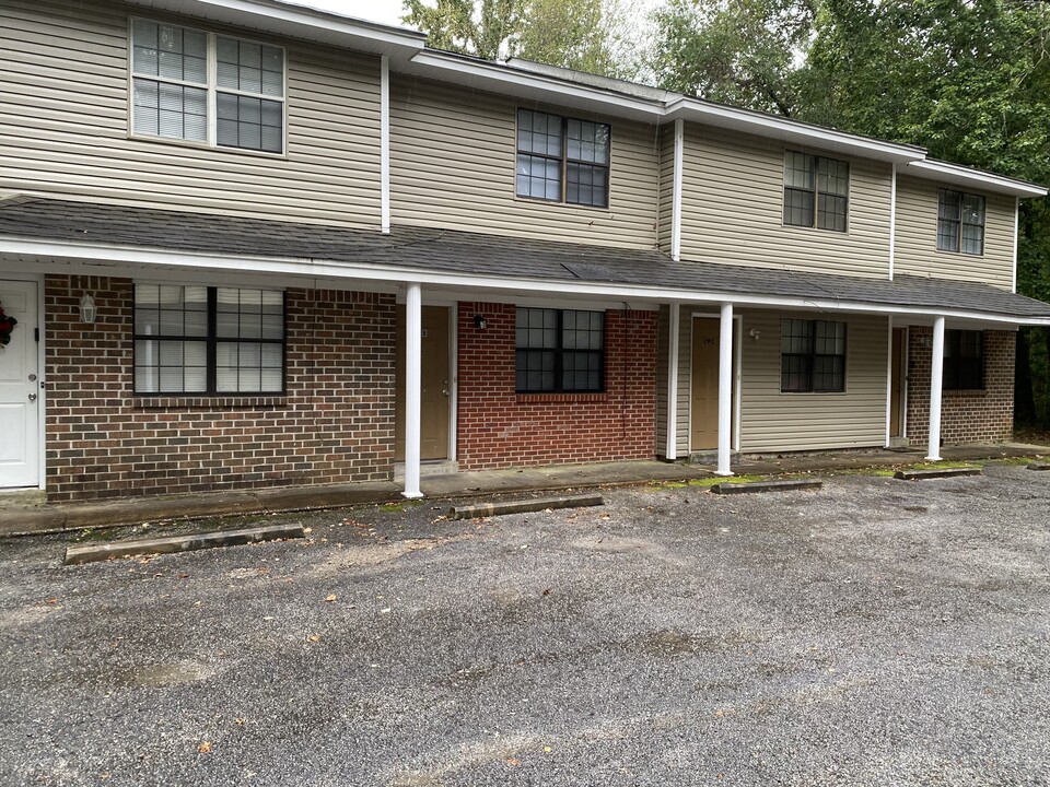 29 Woodmont Dr, Unit B in Jackson, TN - Foto de edificio