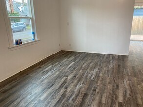 804 NW 26th St in Corvallis, OR - Building Photo - Building Photo