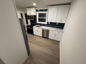 20 Bogota Rd in Mastic Beach, NY - Building Photo - Building Photo