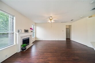 11011 Hunting Path Ct in Houston, TX - Building Photo - Building Photo