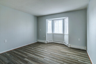 Virginia Park Meadows in Detroit, MI - Building Photo - Building Photo
