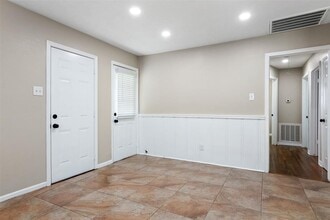 2733 Stanford St in Pasadena, TX - Building Photo - Building Photo