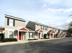 The Villas At Newport Landing in Tampa, FL - Building Photo