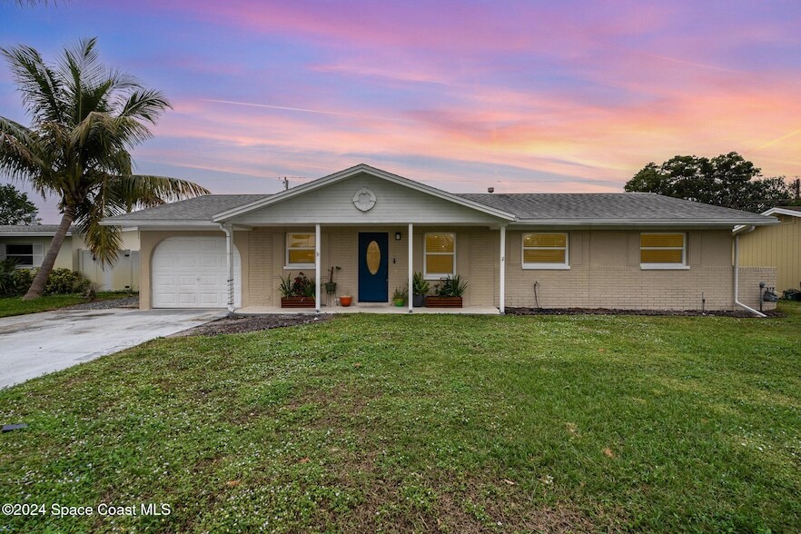 800 1st St, Unit South-2526 in Merritt Island, FL - Building Photo