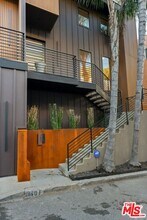 3601 Dixie Canyon Ave in Los Angeles, CA - Building Photo - Building Photo