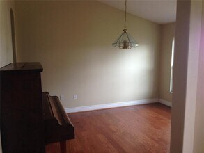 1680 Evergreen Ct in Kissimmee, FL - Building Photo - Building Photo