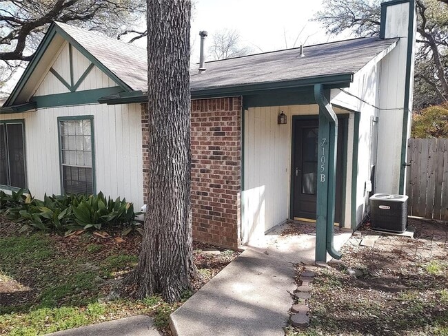7105 Treasure Cove in Austin, TX - Building Photo - Building Photo