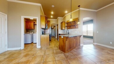 313 Marilyn Glover St in Elgin, OK - Building Photo - Building Photo