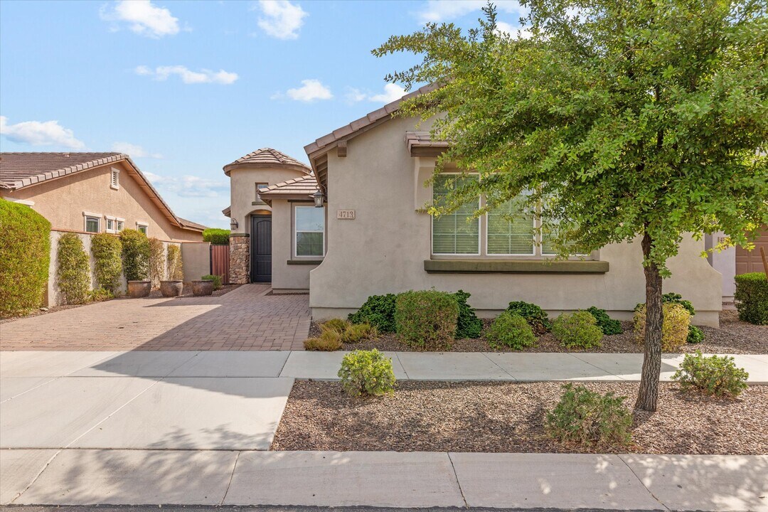 4713 S Aileron Ln in Mesa, AZ - Building Photo