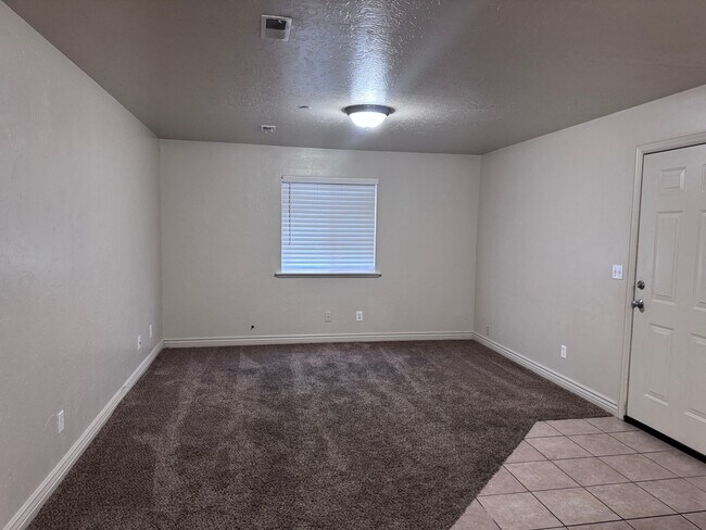 580 S Center St in Santaquin, UT - Building Photo - Building Photo