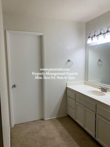 512 Pirinen Ln in Modesto, CA - Building Photo - Building Photo