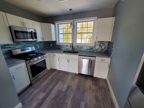 50 Village Green S in East Providence, RI - Building Photo - Building Photo