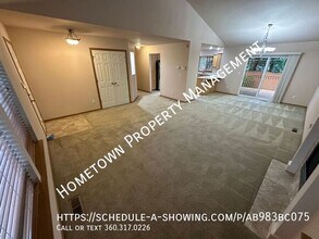 9420 Fairhill Dr NE in Lacey, WA - Building Photo - Building Photo