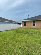 2008 NE 34th St in Cape Coral, FL - Building Photo - Building Photo