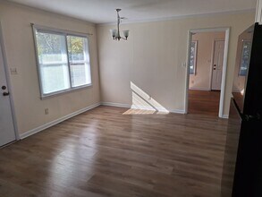 91 Holland Dr in Wilmington, NC - Building Photo - Building Photo