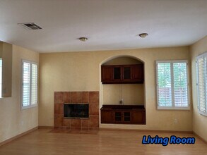 3775 Carmel View Rd in San Diego, CA - Building Photo - Building Photo