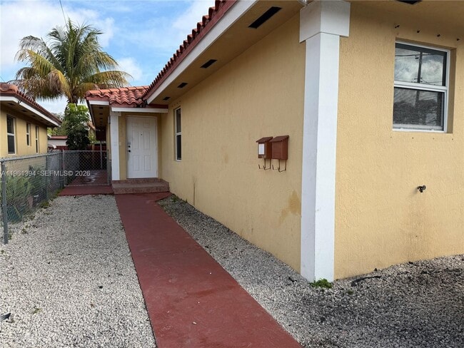 4761 NW Flagler Terrace