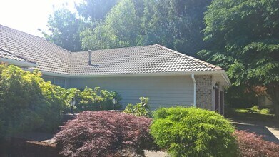 6212 Karat Ct SW in Tumwater, WA - Building Photo - Building Photo
