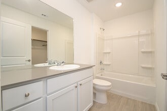 3919 Poteet Pl in San Antonio, TX - Building Photo - Building Photo