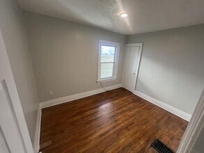 65 Woodlawn St in Rochester, NY - Building Photo - Building Photo