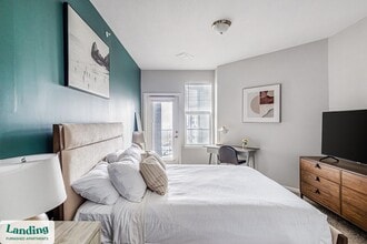 1431 Dixie Hwy, Unit 1-1220 in Covington, KY - Building Photo - Building Photo