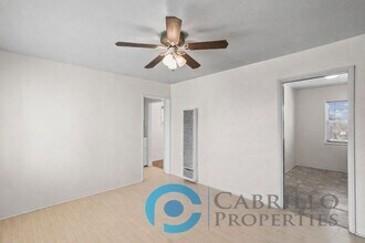 4334 Cleveland Ave in San Diego, CA - Building Photo - Building Photo