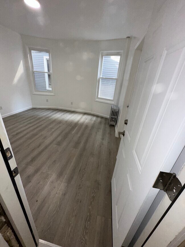 250 Amherst St in East Orange, NJ - Building Photo - Building Photo