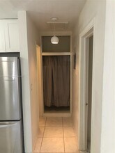 1723 Johnson St-Unit -1 in Hollywood, FL - Foto de edificio - Building Photo