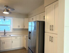 7338 Coquina Way in St Pete Beach, FL - Building Photo - Building Photo