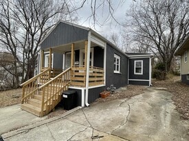 1120 E 84th Terrace in Kansas City, MO - Building Photo