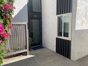 1452 S Camino Real, Unit Stellar in Palm Springs, CA - Building Photo - Building Photo