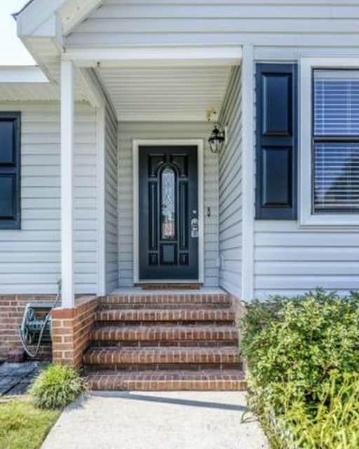 6811 Beaverstone Dr in Fayetteville, NC - Foto de edificio - Building Photo