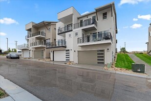 1277 E Echelon Rdg Ln in Boise, ID - Building Photo