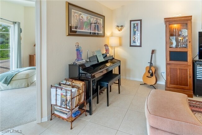 property at 458 Countryside Dr