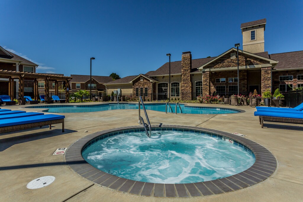 The Pointe at Cabot Apartments in Cabot, AR