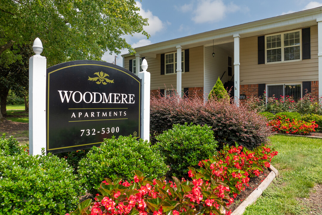 Woodmere Apartments in Petersburg, VA - Foto de edificio